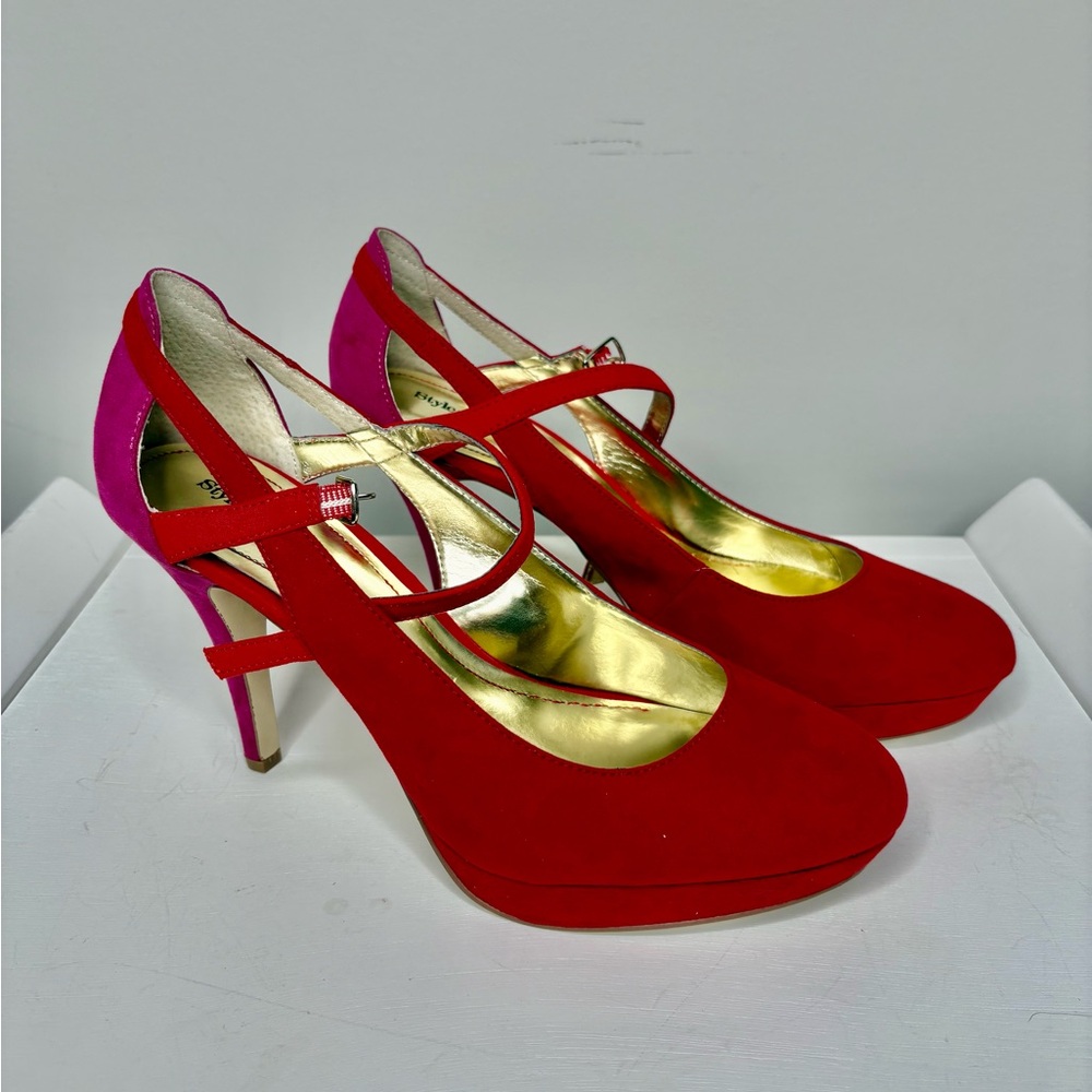 Style & Co Jeannierou Rouge Platform Heeled Pumps